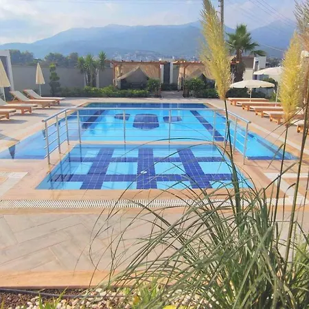 With Pool-view In Lejlighed