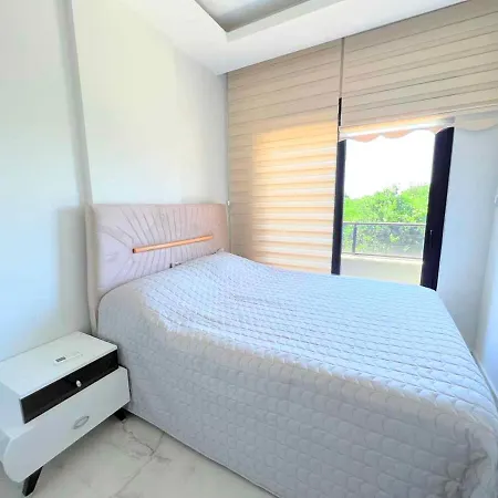 With Pool-view In Lejlighed Alanya